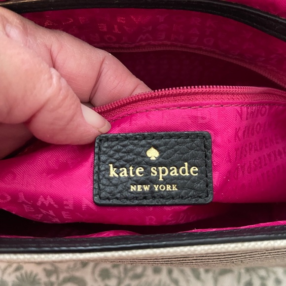 Kate Spade Striped Bag With Adjustable Strap - Picture 6 of 8